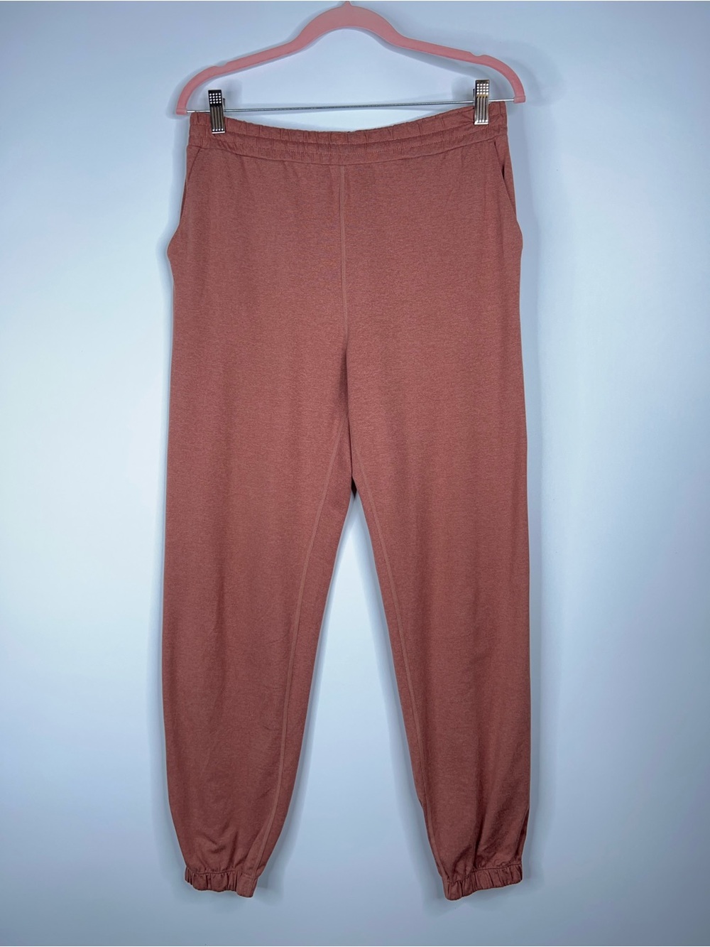 Vuori Boyfriend Jogger Pants Terracotta Heather Pockets Lounge Medium Large